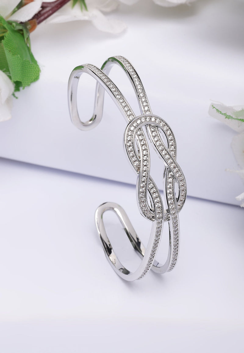 Diva Delicate Contemporary Bracelet