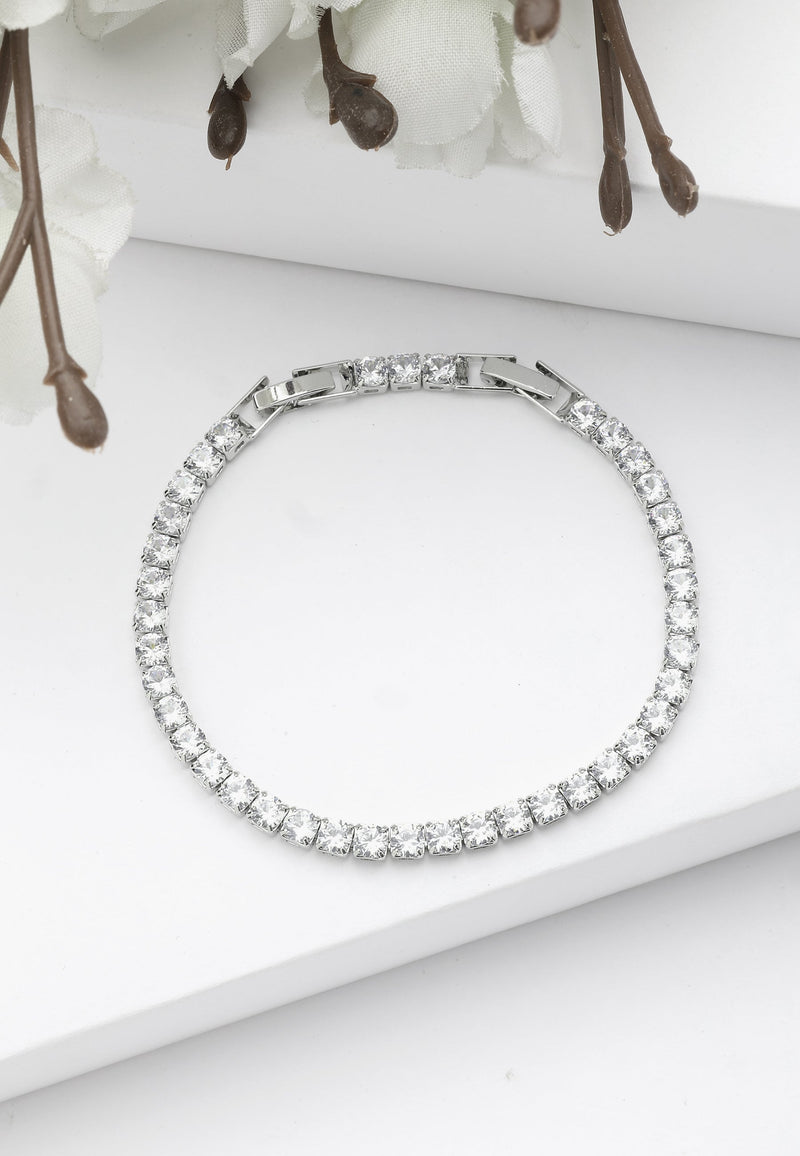 Diva Sleek Cluster Bracelet