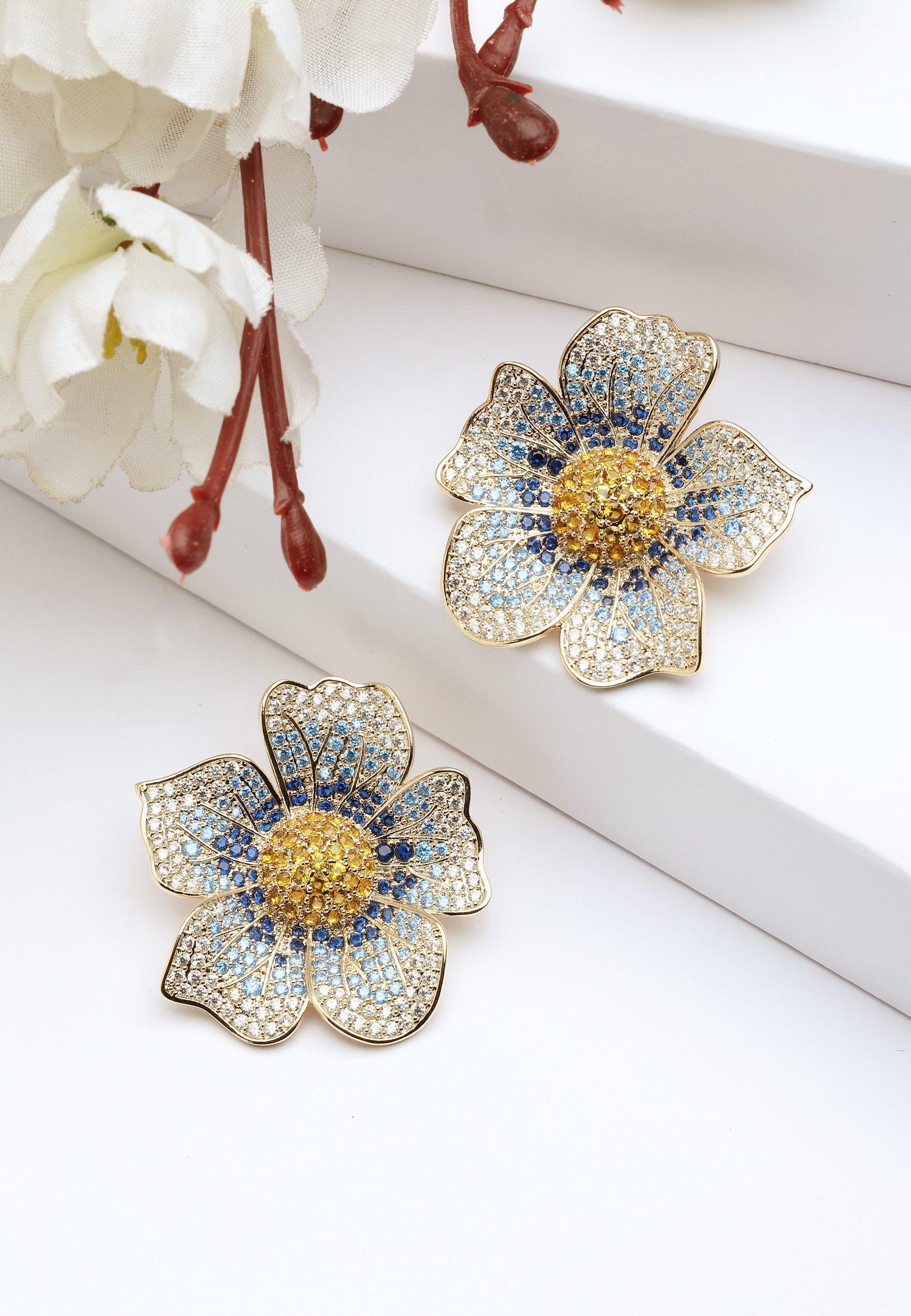 Diva Floral Stud Earrings
